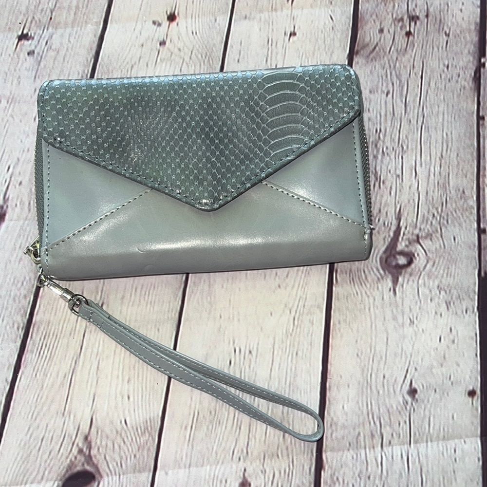 Wristlet   